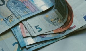 ユーロにペッグされたステーブルコインが2020年以降で1,638%増加している