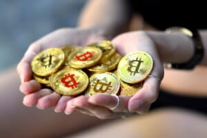 企業は2ヶ月分の給与をビットコインなどの仮想通貨で保管するべき＝米著名投資家