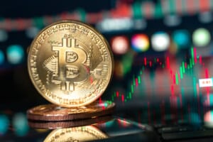 ビットコイン現物ETFの承認は避けられない＝前米国証券取引委員会委員長