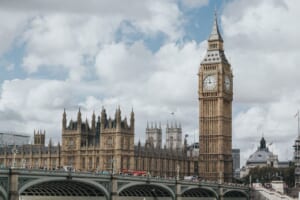 英国金融規制当局から電子マネー機関のライセンスを取得=Crypto.com