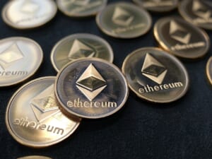 仮想通貨取引所クラーケンの創設者、トランプ前大統領に100万ドルを寄付
